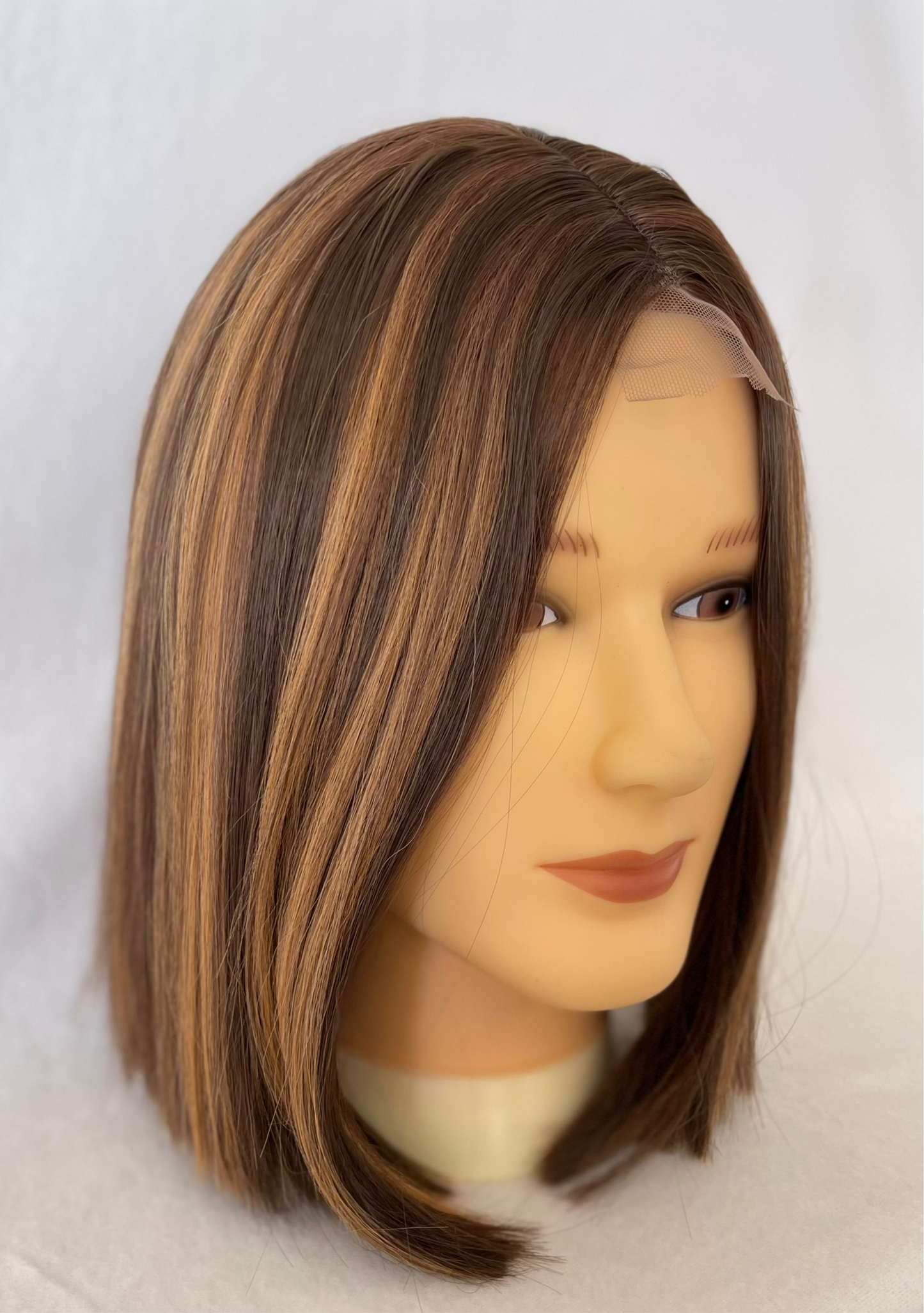 Perruque Carré Plongeant – Lace Frontal 10 pouces
