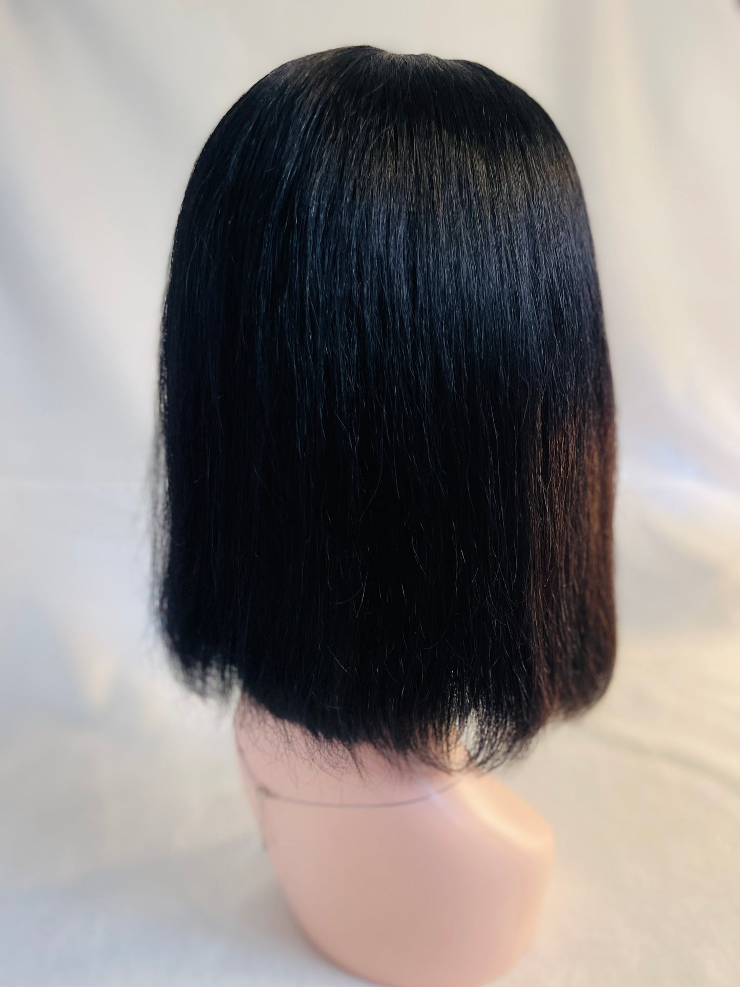 Perruque lace frontale naturel courte