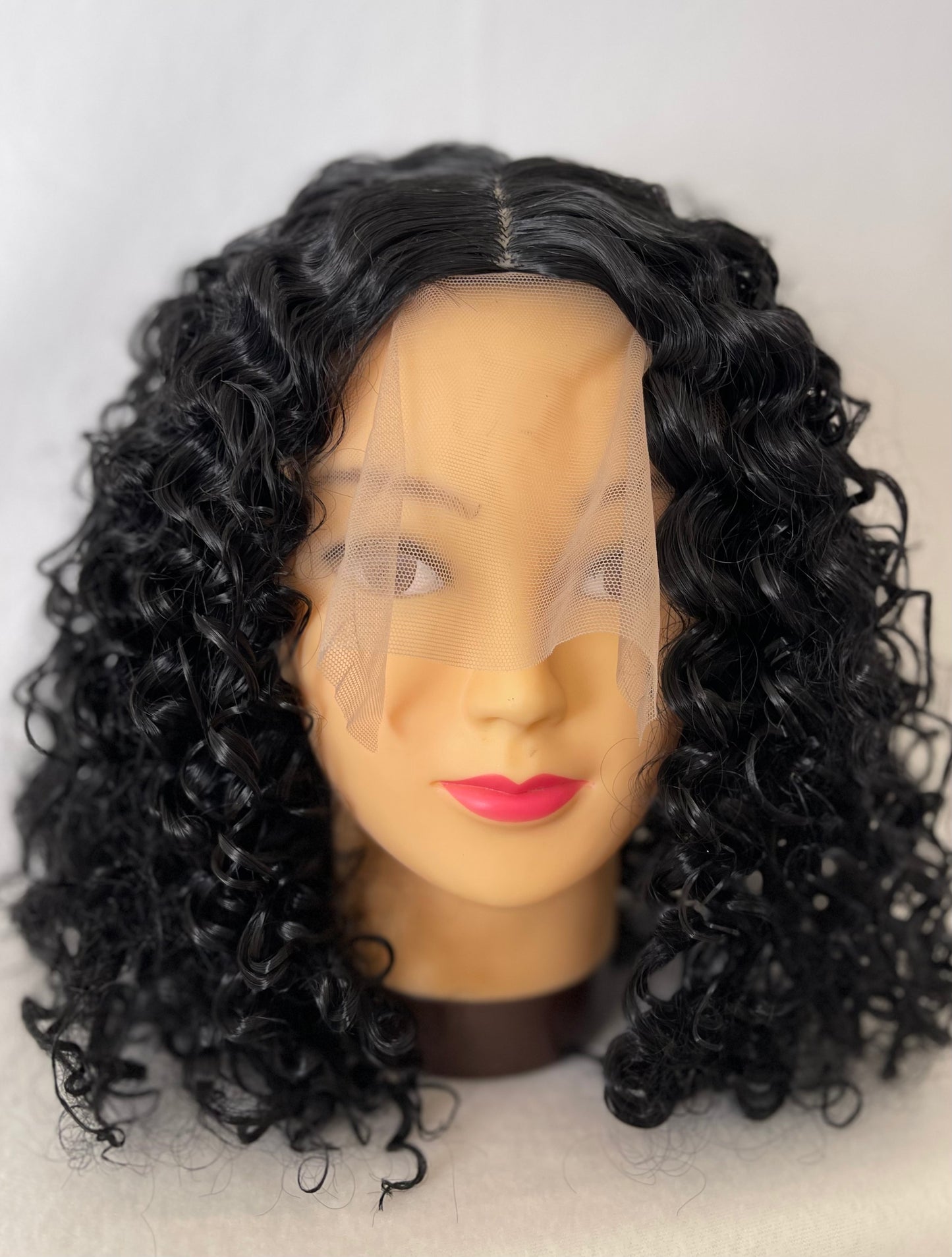 Perruques Lili - Lace frontal 12 pouces